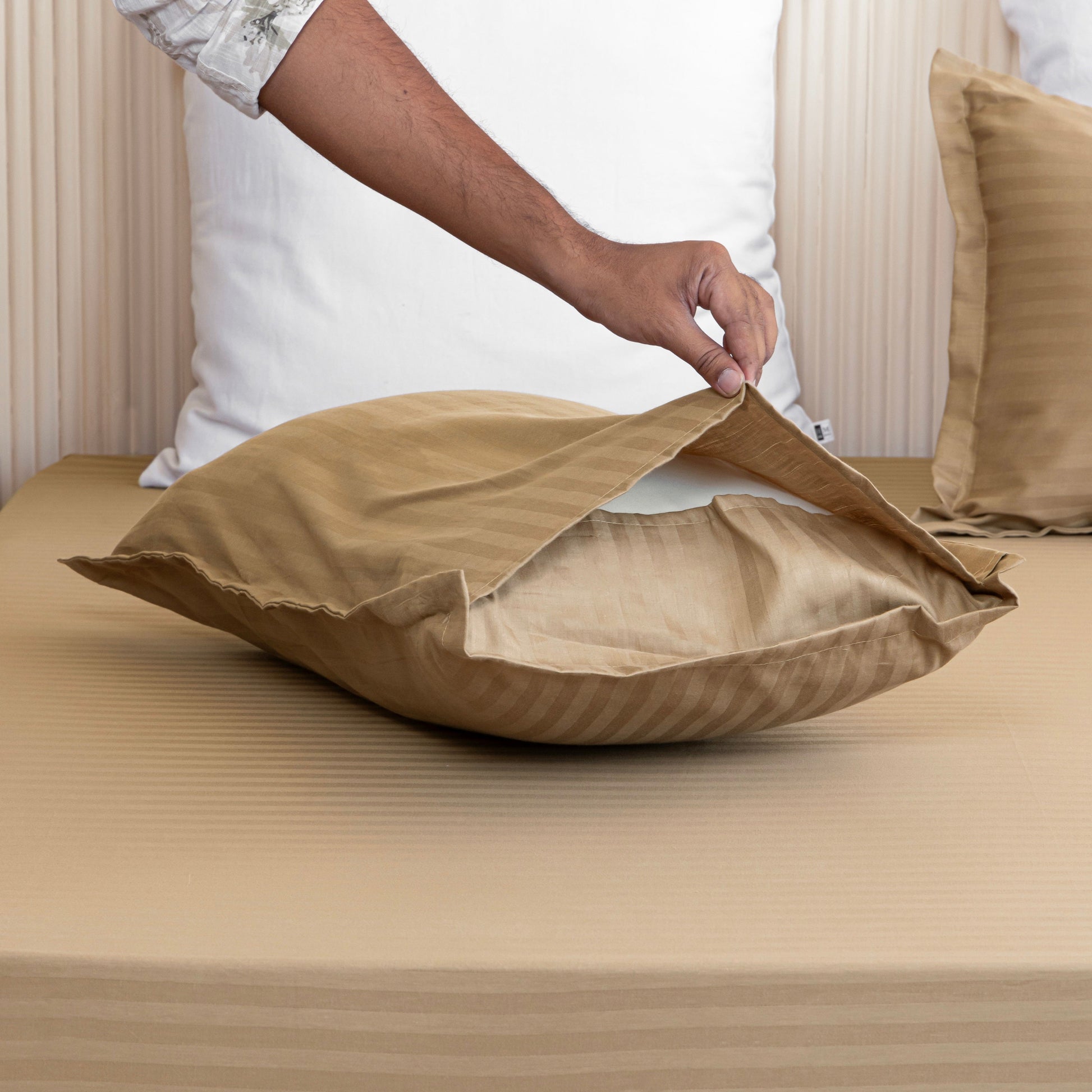Breton Nap - Satin Stripe Bedsheet (Taupe)-5