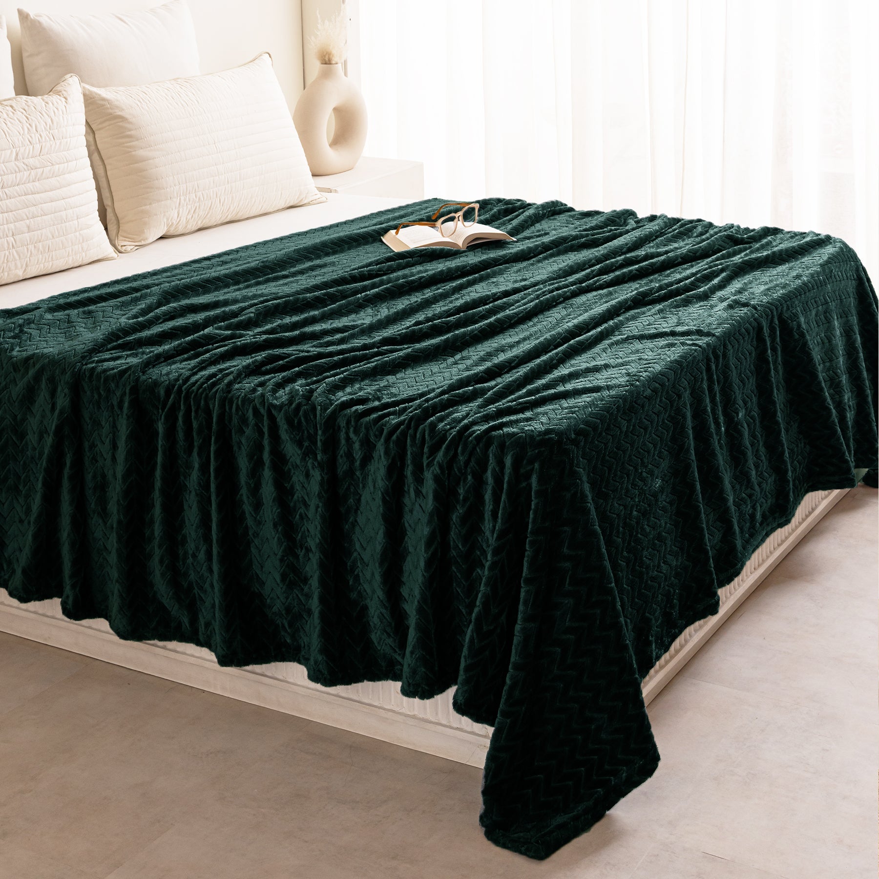 Fort Mellow - Wave Plush Blanket (Emerald Green)-4