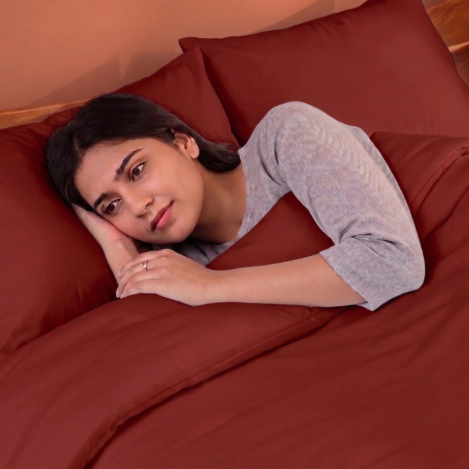 Fort Mellow - Solid Duvet Cover (Maroon)-4