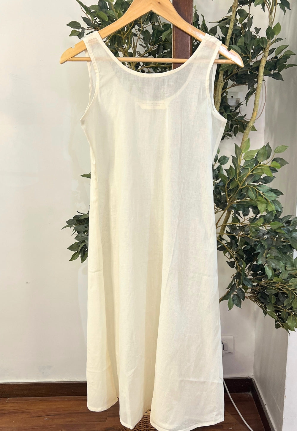 Solid Mul Cotton A Line Slip