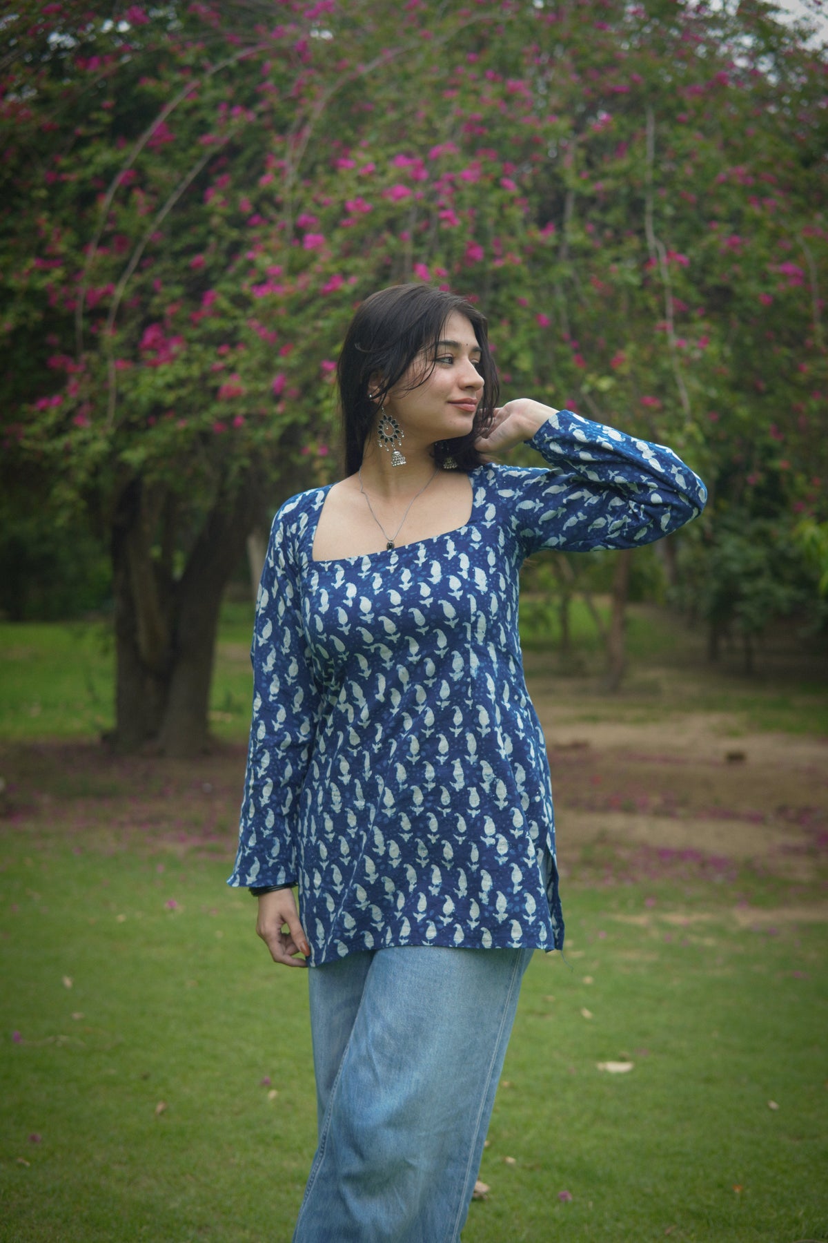 Tied Back Indigo Bagru Kurti