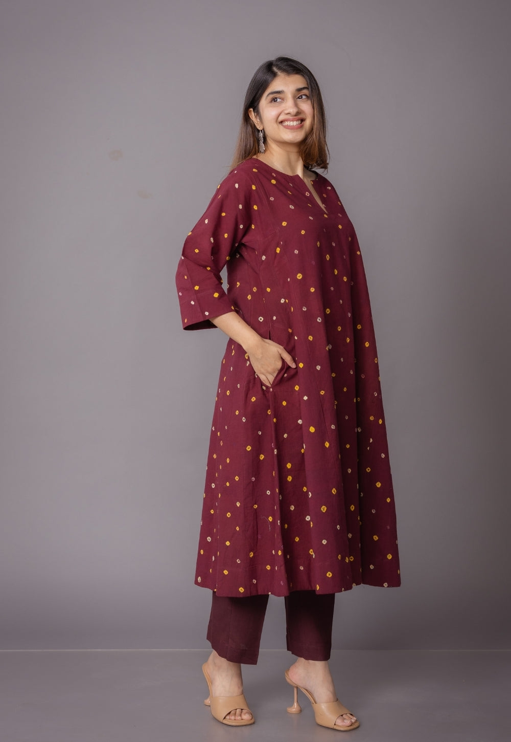 Nyra Red Bandhani Cotton Jhabbha Kali Kurta