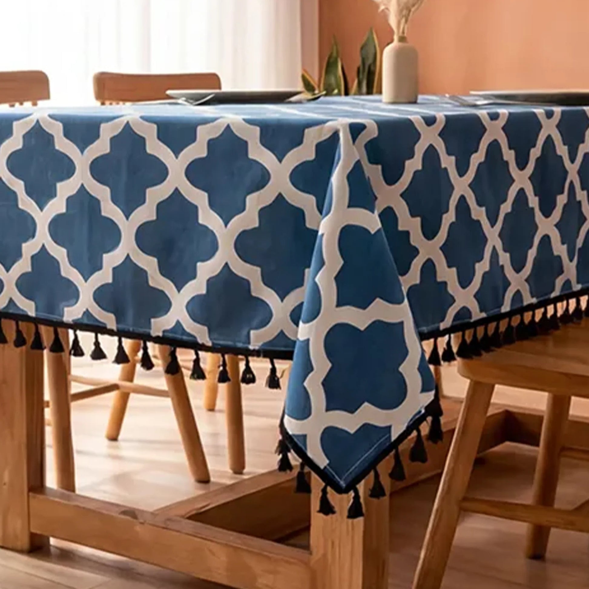 Imprimer Handpicked Quatrefoil - Table Cover (Blue)-5