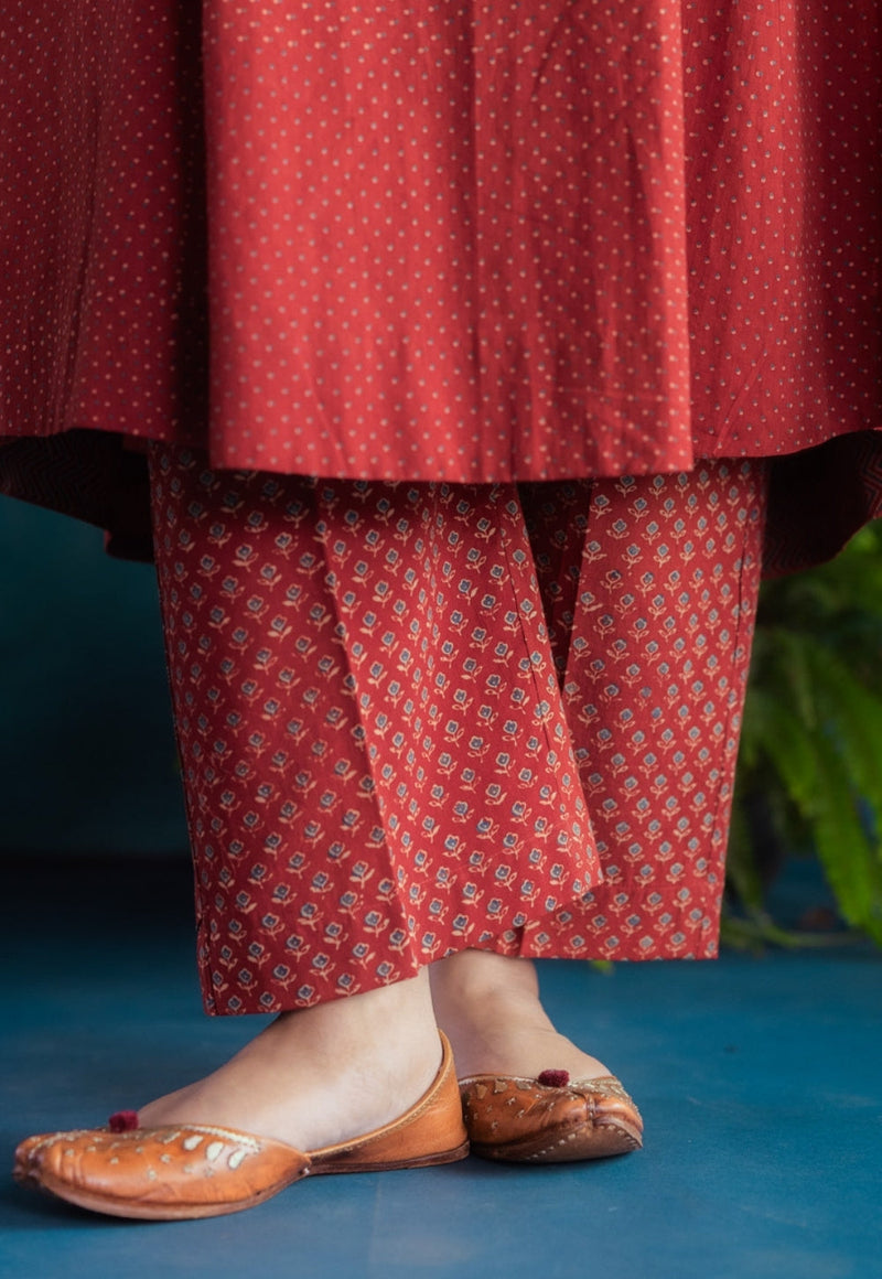 Yashi Red Butti Ajrakh Cotton Straight Pant
