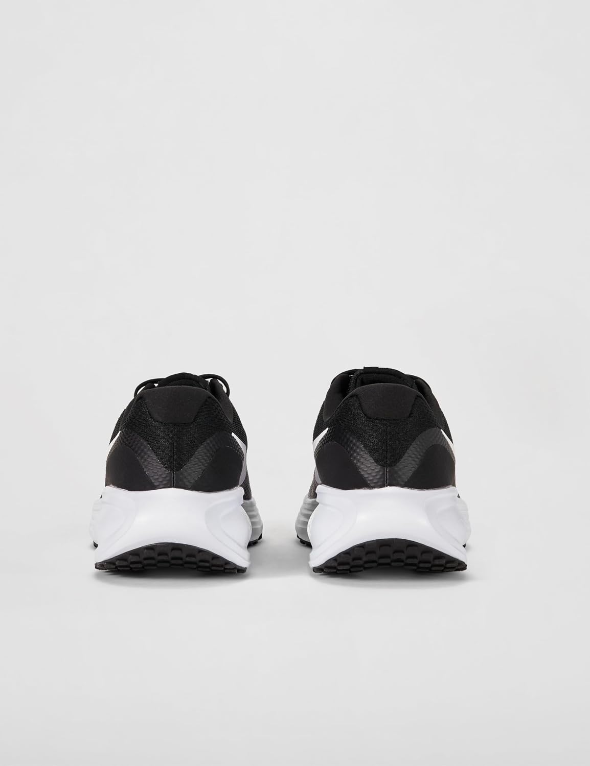 Nike Revolution 8 Running Shoes