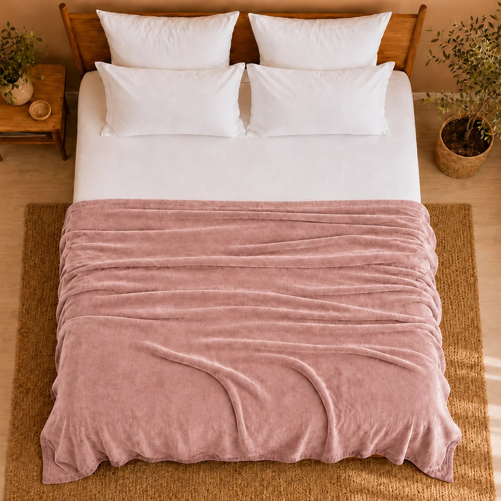 Fort Mellow - Solid Plush Blanket (Pink)-6