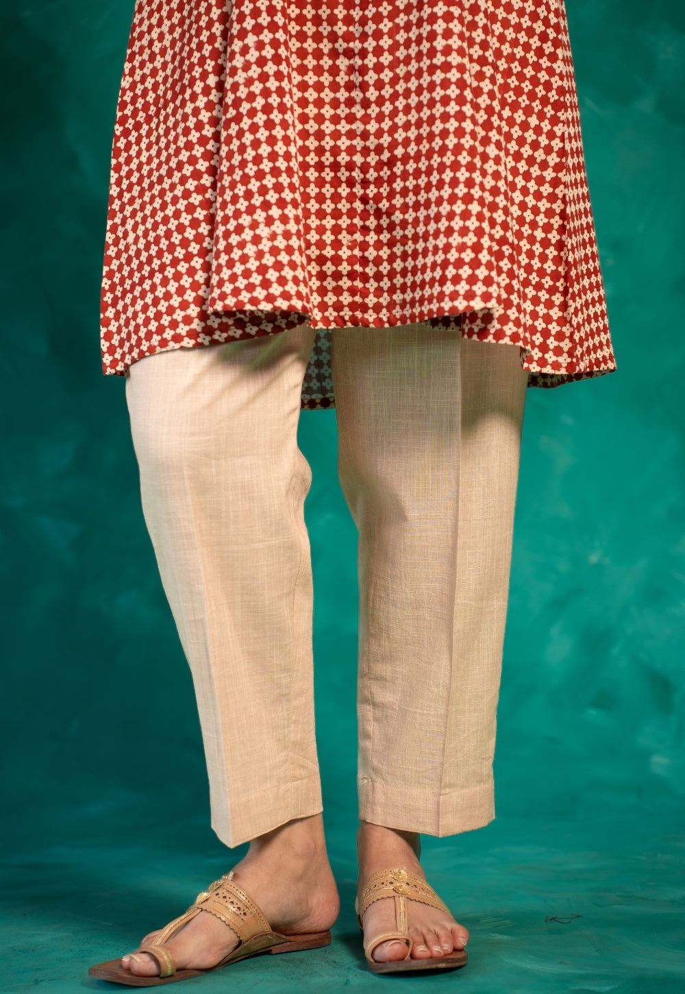 Prita Beige Solid Slub Cotton Narrow Pant