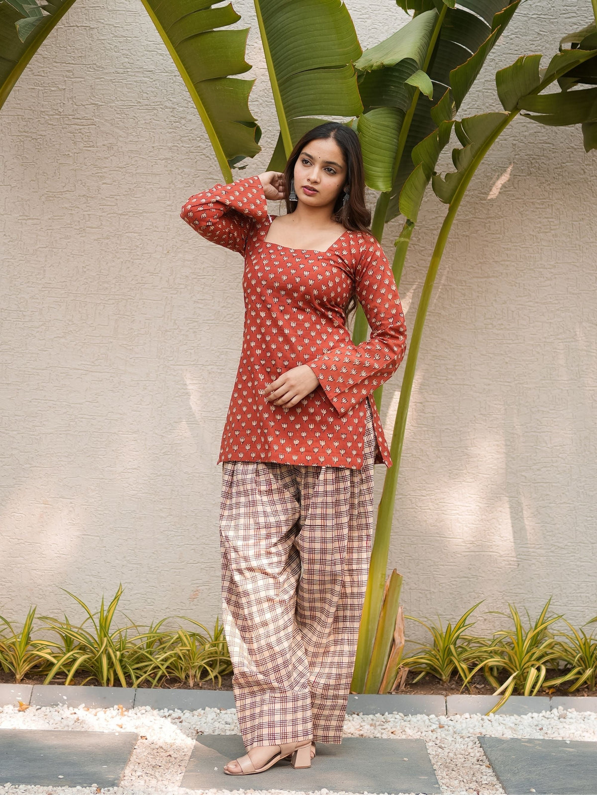 Desert Rose Red Cotton Kurta Set with Checked Farshi Salwar