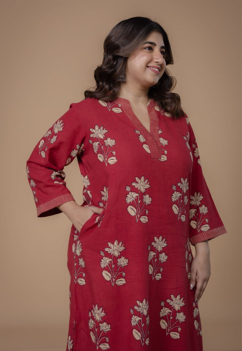 Vaanya Red Dabu Slub Cotton Straight Kurta