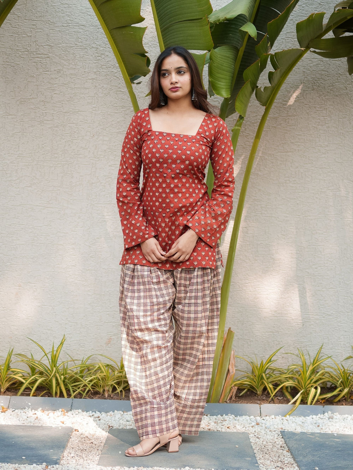 Desert Rose Red Cotton Kurta Set with Checked Farshi Salwar