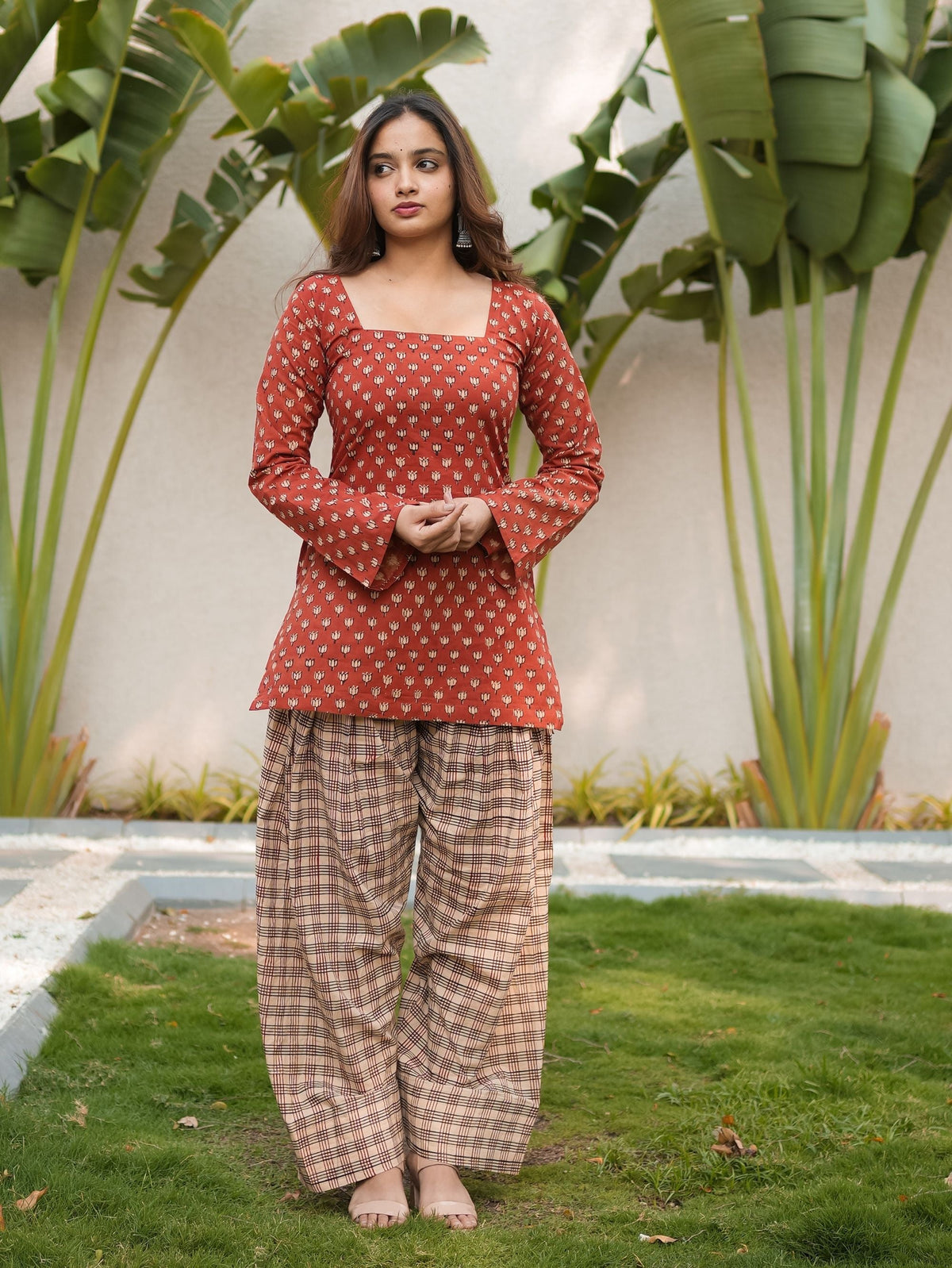 Desert Rose Red Cotton Kurta Set with Checked Farshi Salwar