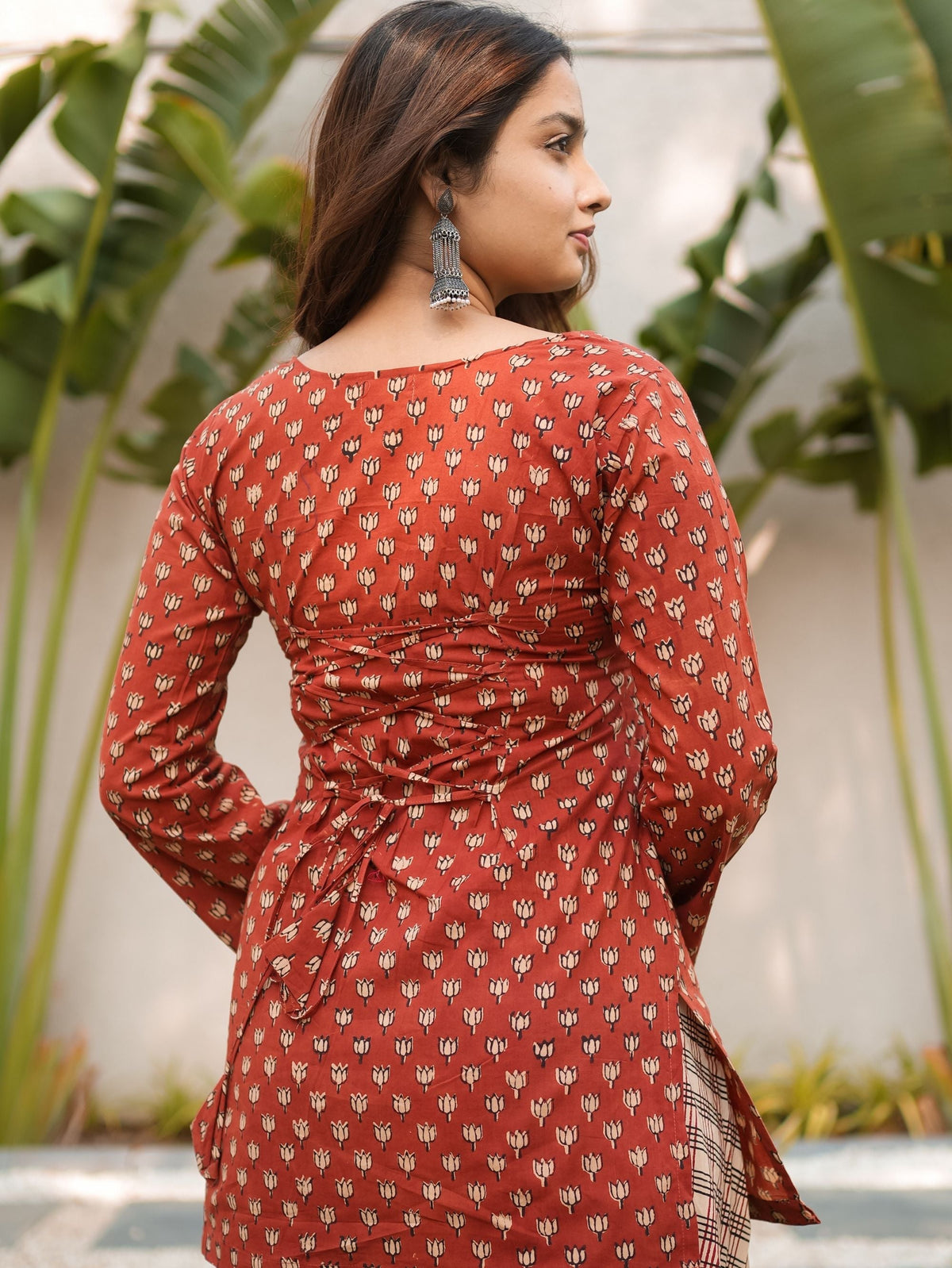 Desert Rose Red Cotton Kurta Set with Checked Farshi Salwar