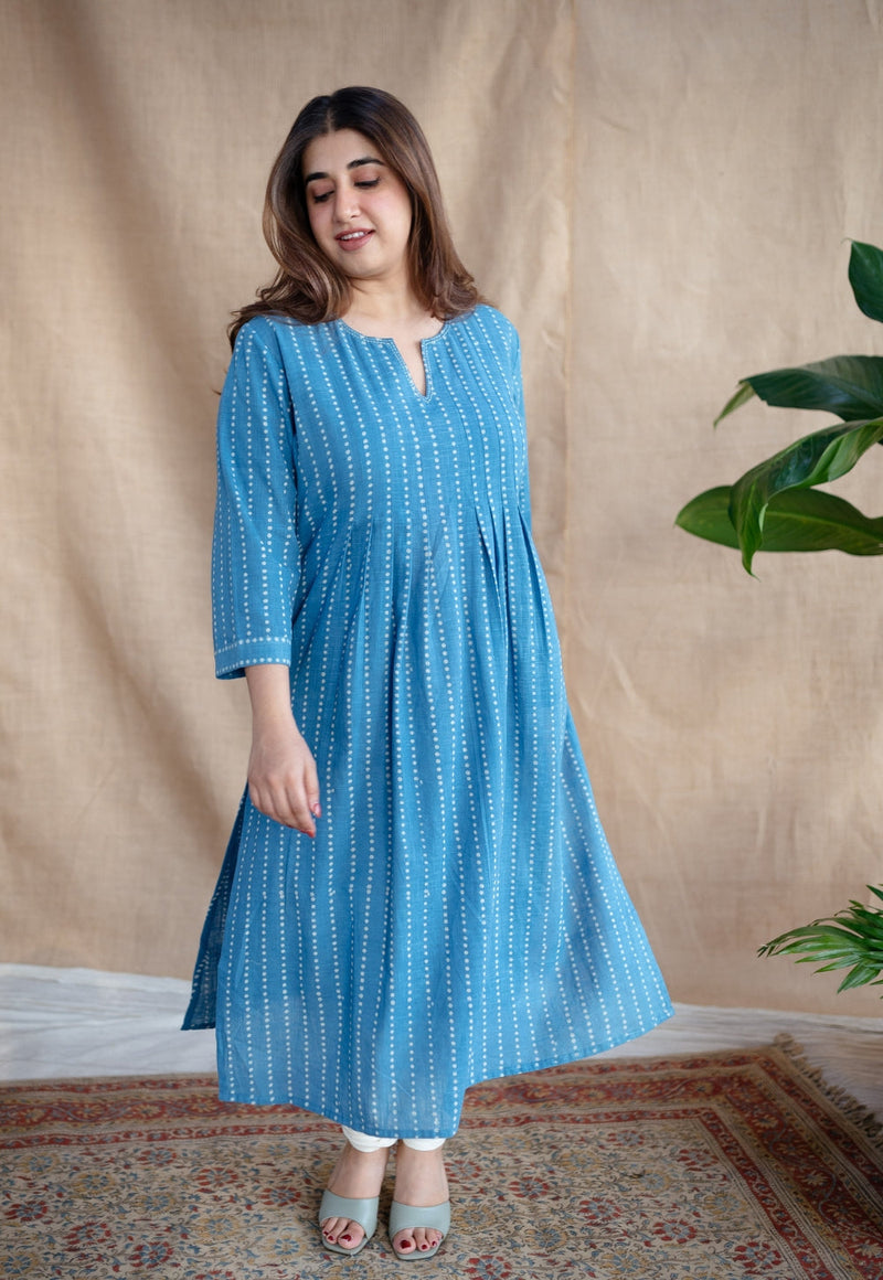 Yahvi Dabu Slub Cotton Hand Embroidered Kurta