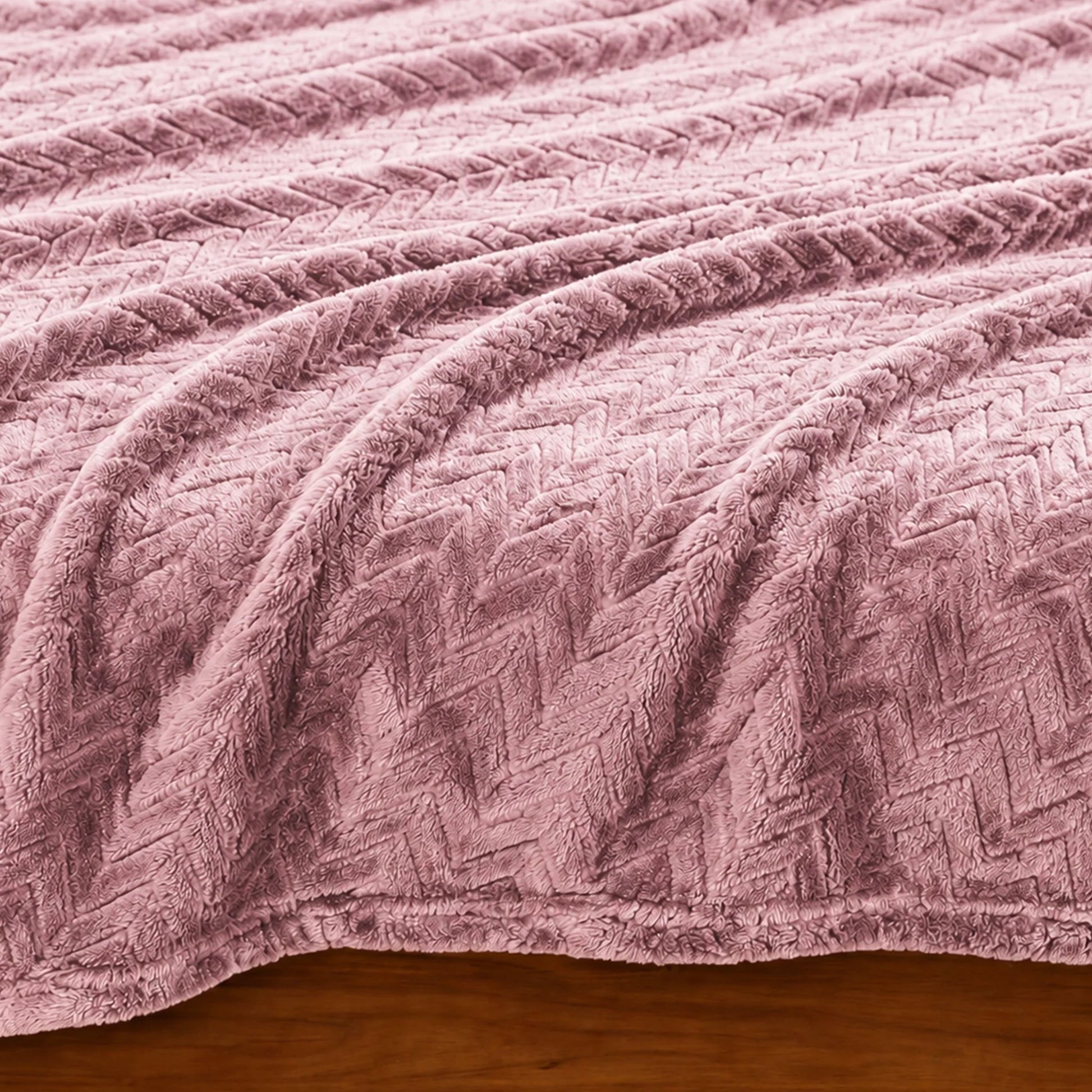 Fort Mellow - Wave Plush Blanket (Pink)-7