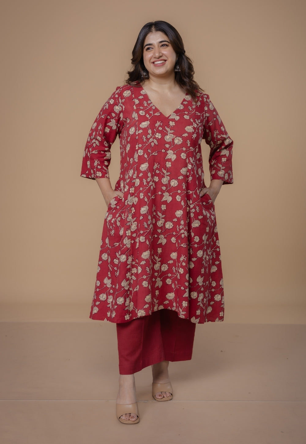 Smriti Red Dabu Slub Cotton Kali Kurta
