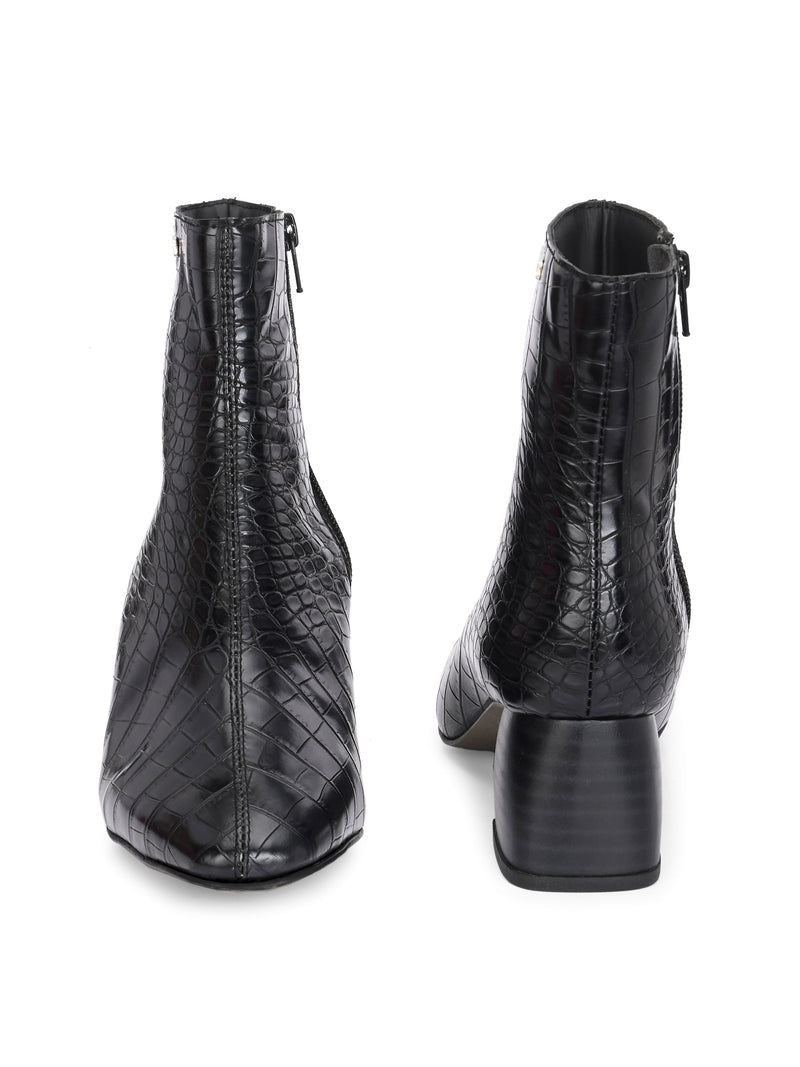 Black croc-embossed ankle boot with block heel and El Paso branding