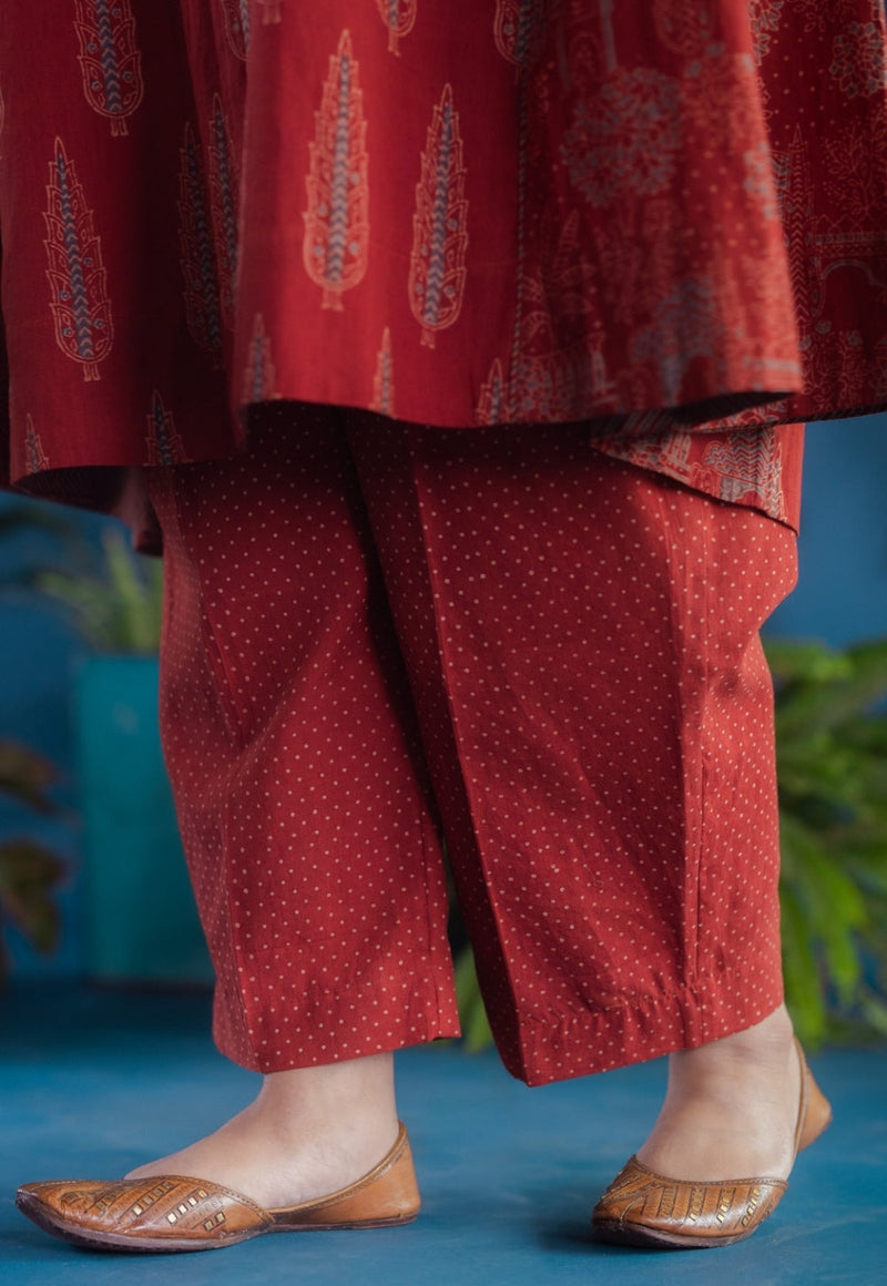 Yashi Red Dots Ajrakh Cotton Straight Pant