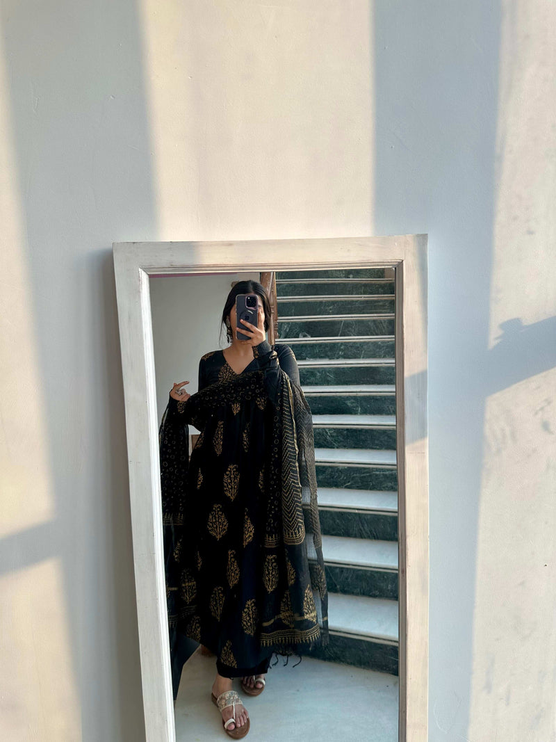 Karaj set ( Kota doriya set ) Black