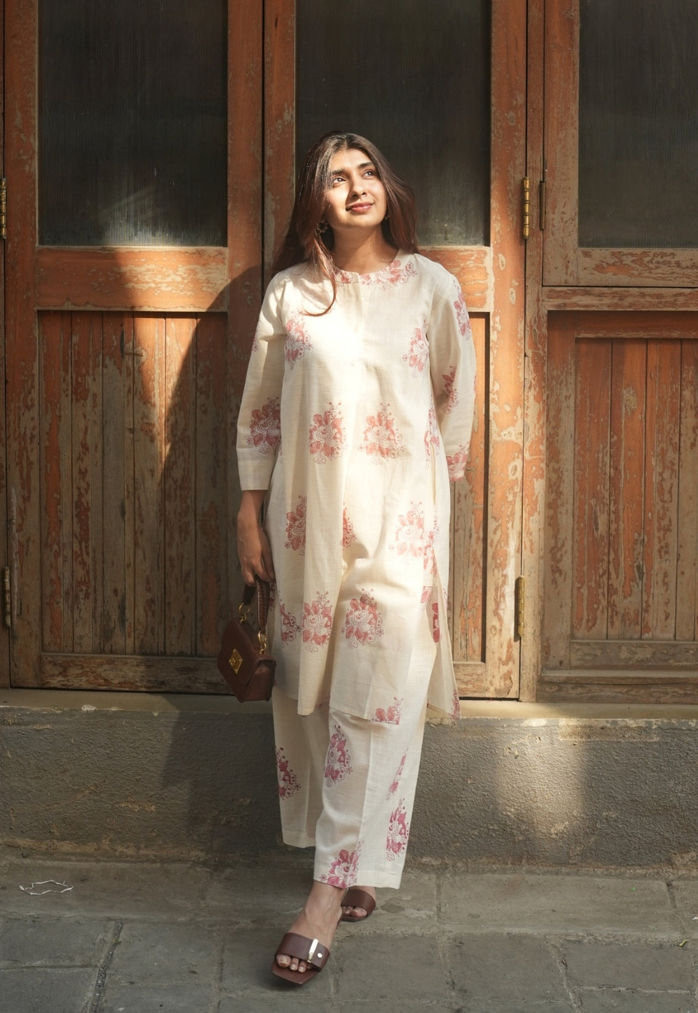 Harshi White Dabu Slub Cotton Straight Co-Ord Set