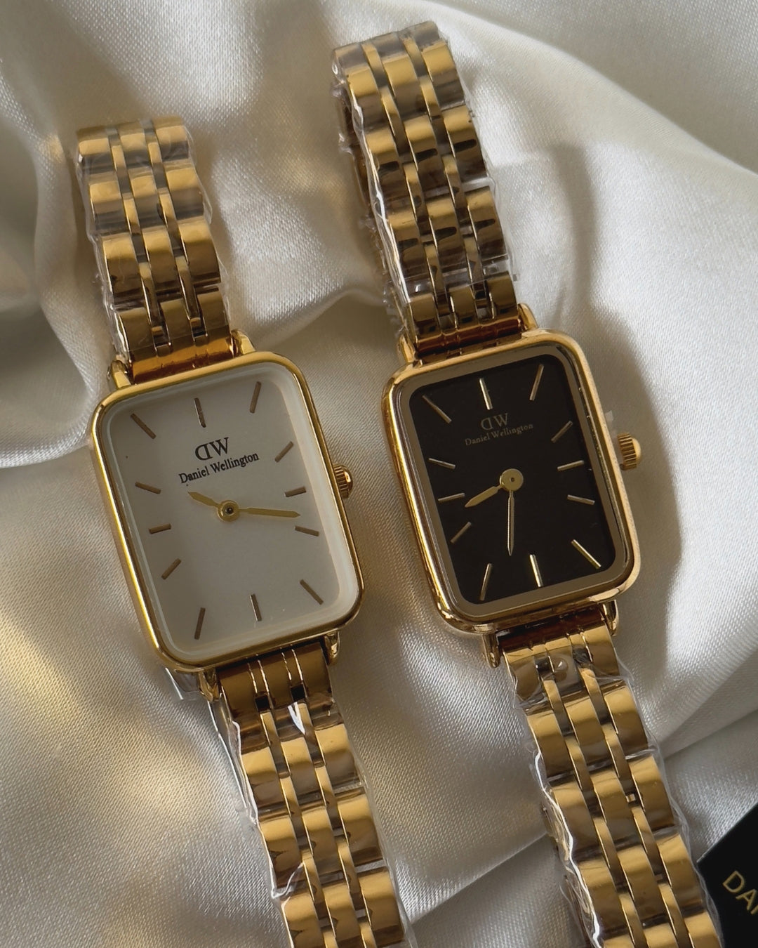 DW Quadro (Analog Watch)