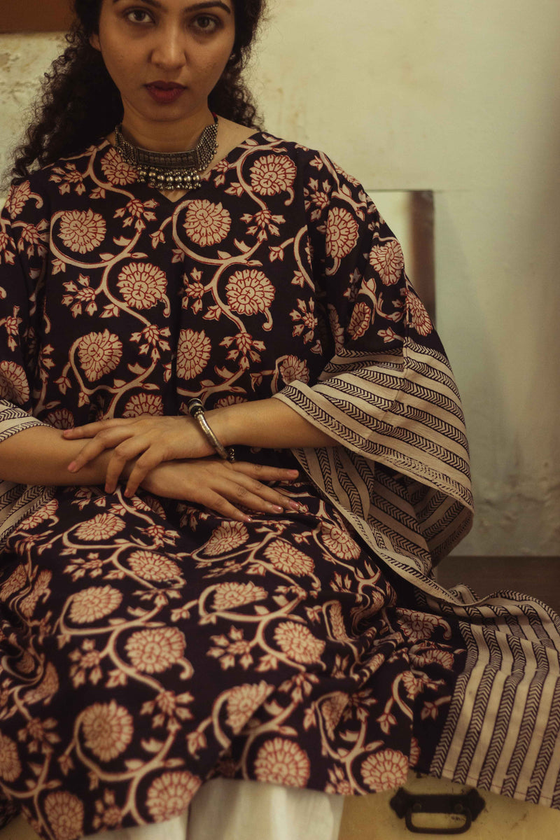 Cotton Bagh Block-Printed Kaftan Dress · Phulwaari Black-4