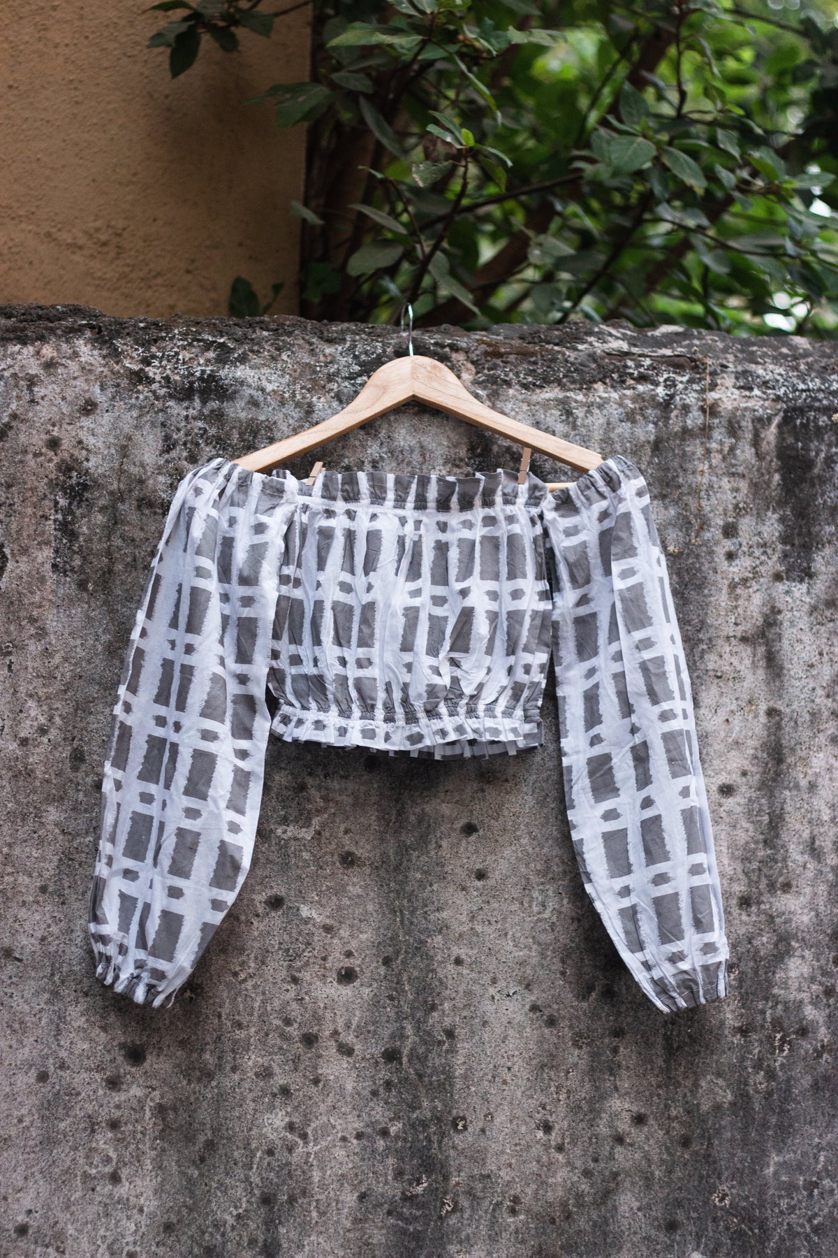 Cotton Crop Top In Screen Print Brick Rectangle-6