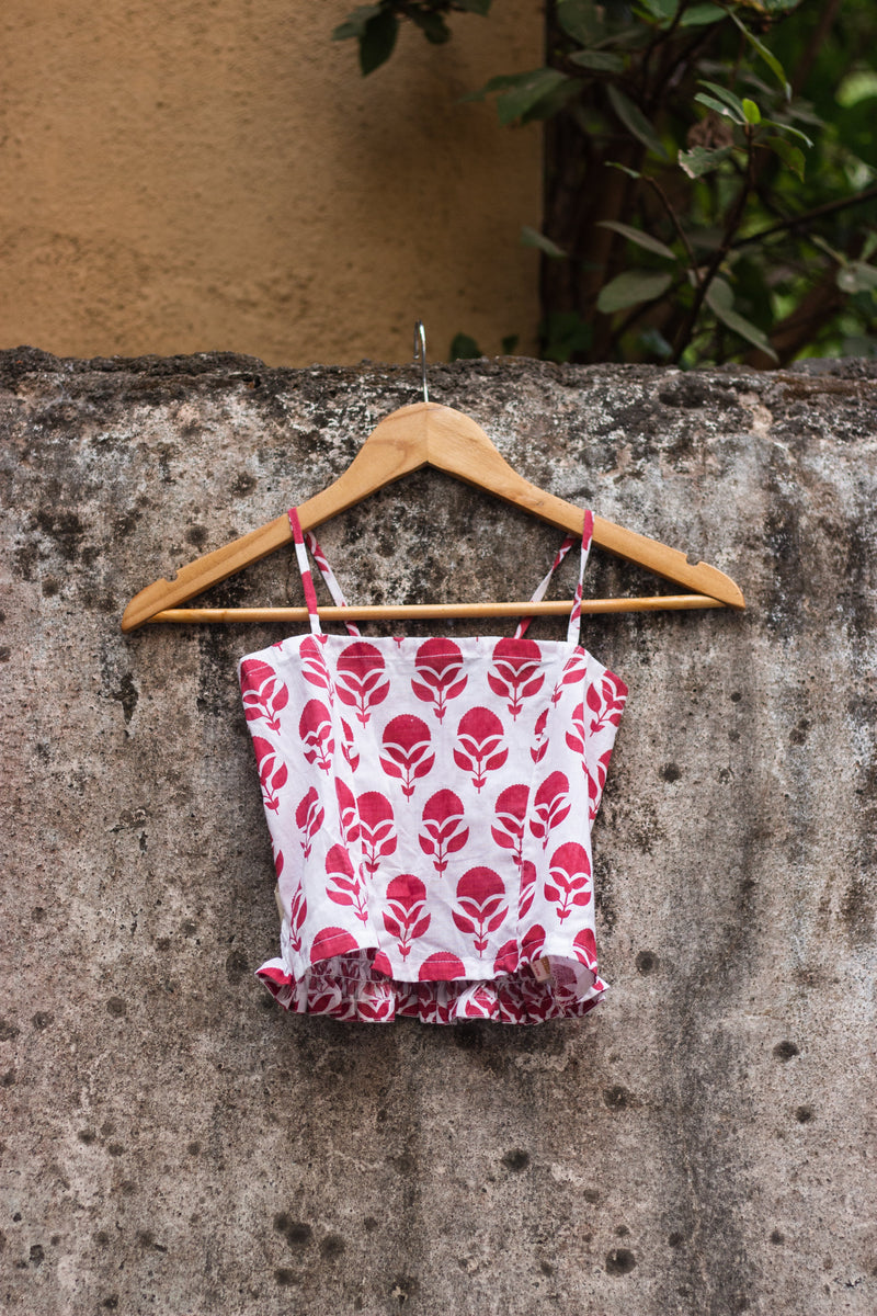 Cotton Crop Top In Screen Print Floral Butta-11