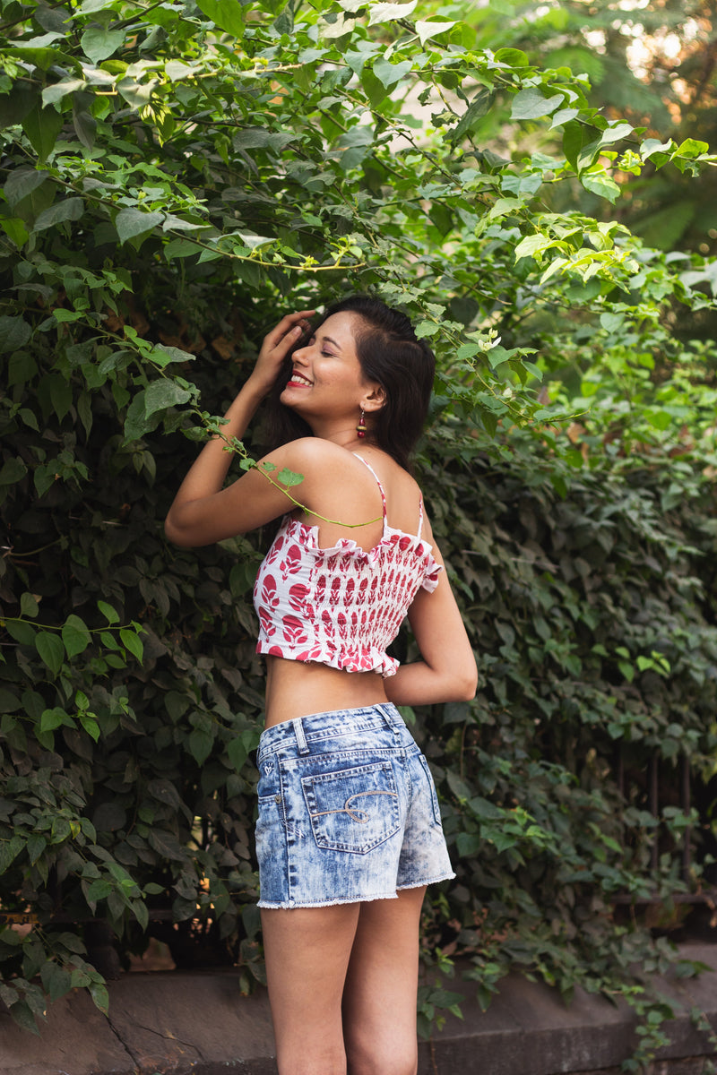 Cotton Crop Top In Screen Print Floral Butta-5