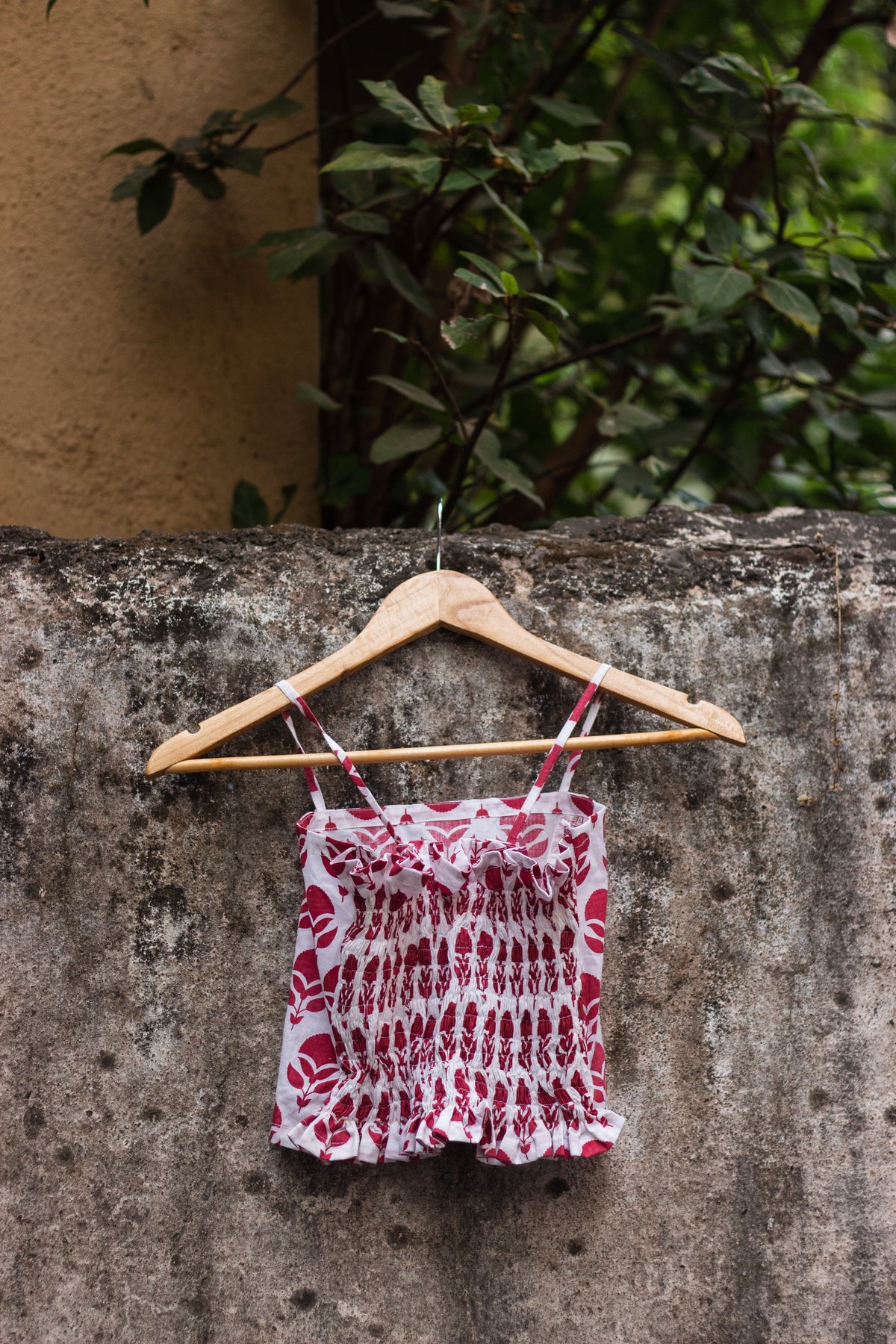 Cotton Crop Top In Screen Print Floral Butta-8