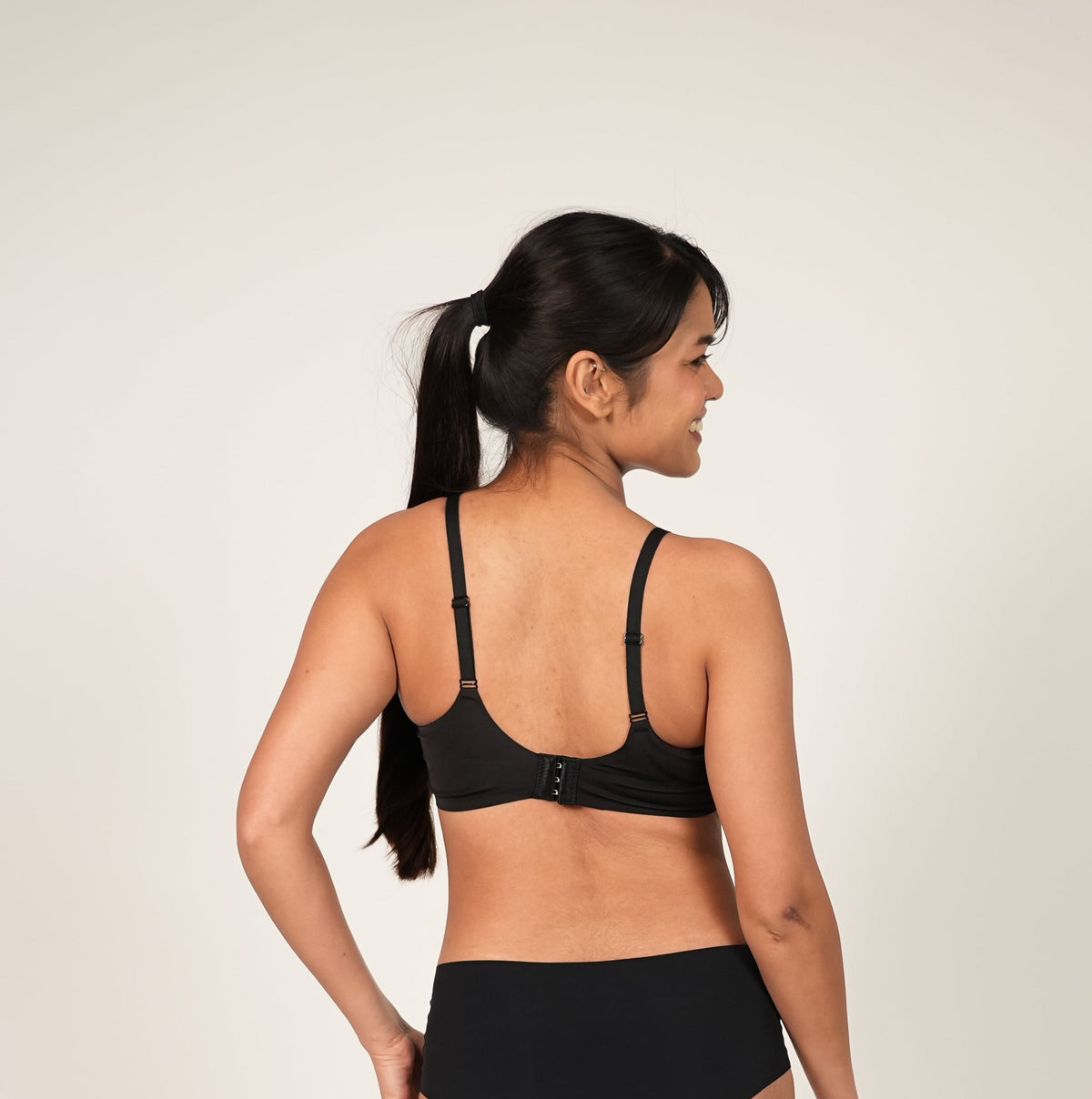 Teardrop T-shirt Bra Black
