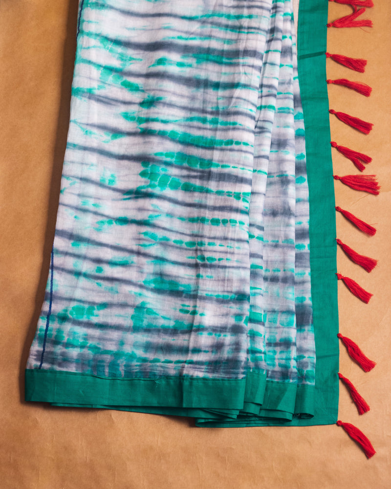 Exclusive Tie Dye Cotton Mul Saree • Handpainted Warli Art (Trees)-3