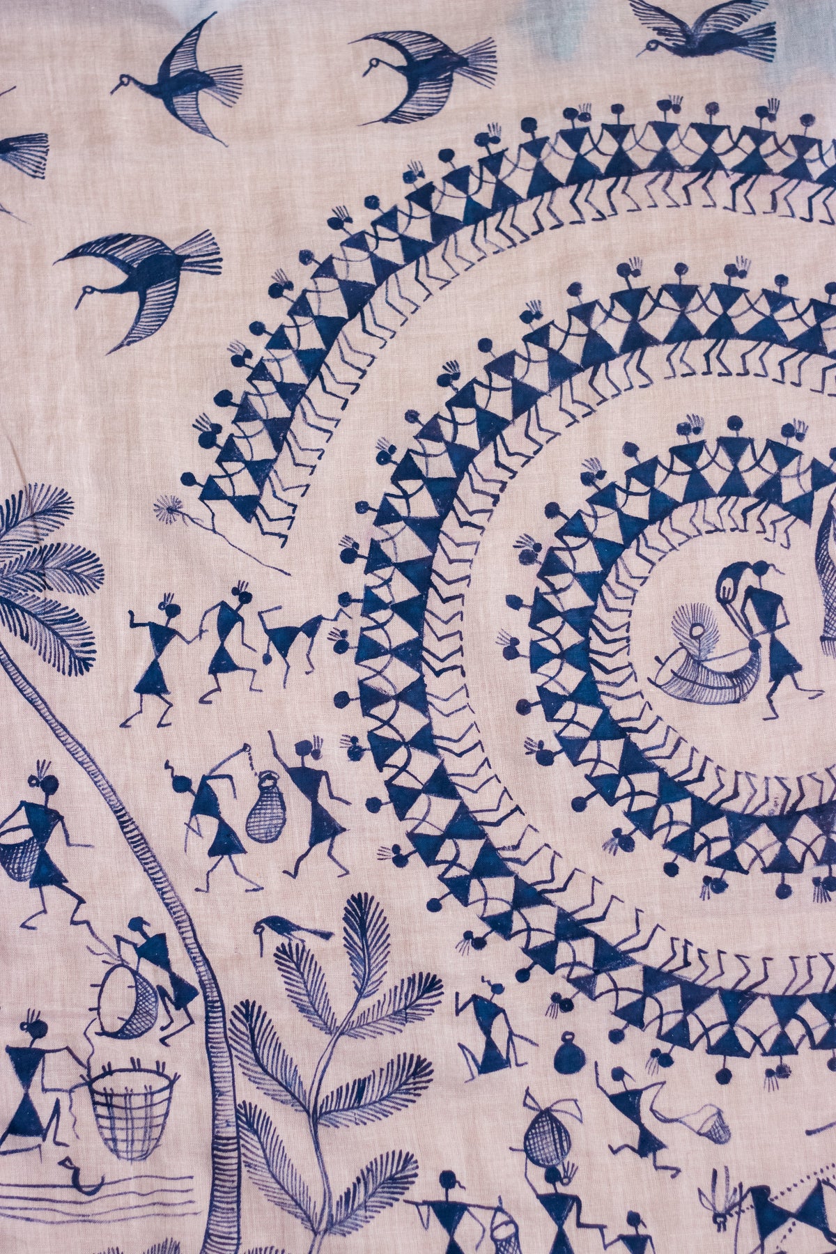 Exclusive Tie Dye Cotton Mul Saree • Handpainted Warli Art (Trees)-4