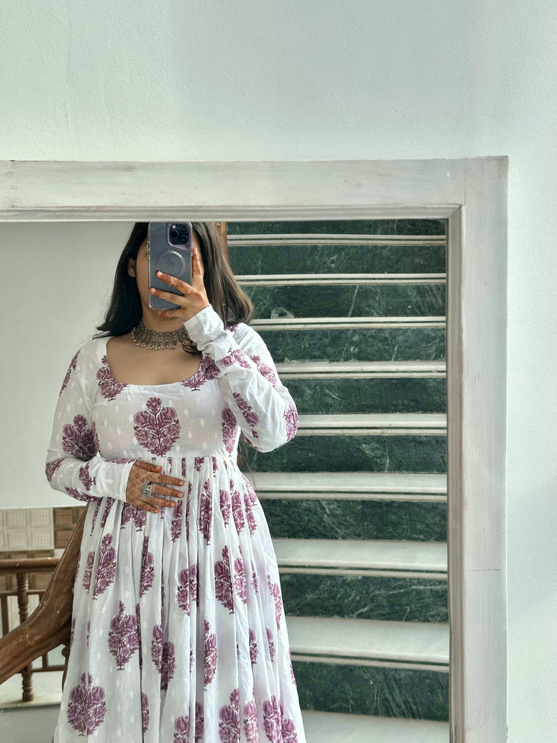 Pink Buta Kameez