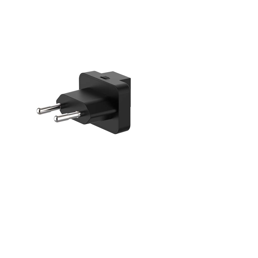 Nomad Pro 140W Multi Port GaN Fast Charger With World Travel Plugs