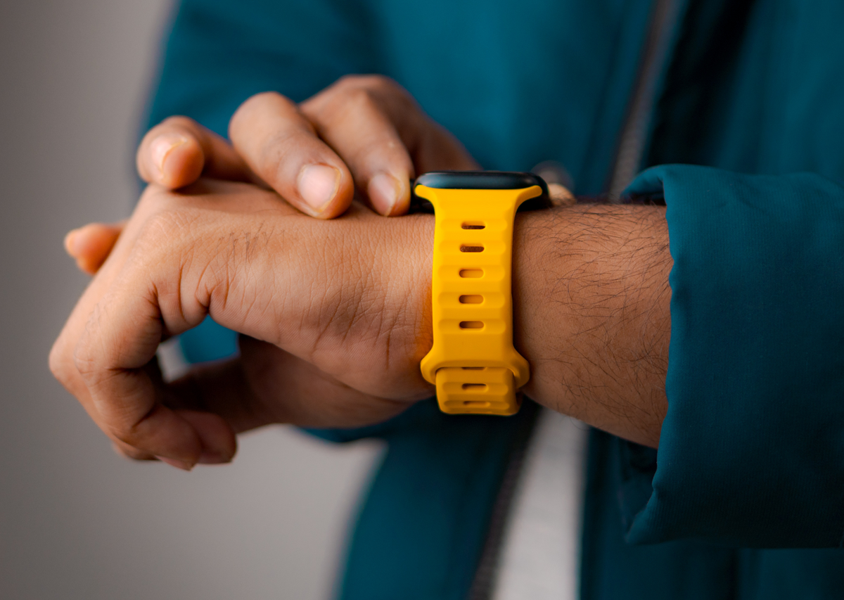 Haldhi Yellow Rugged Silicone Apple Watch Band with Pin & Tuck Closure