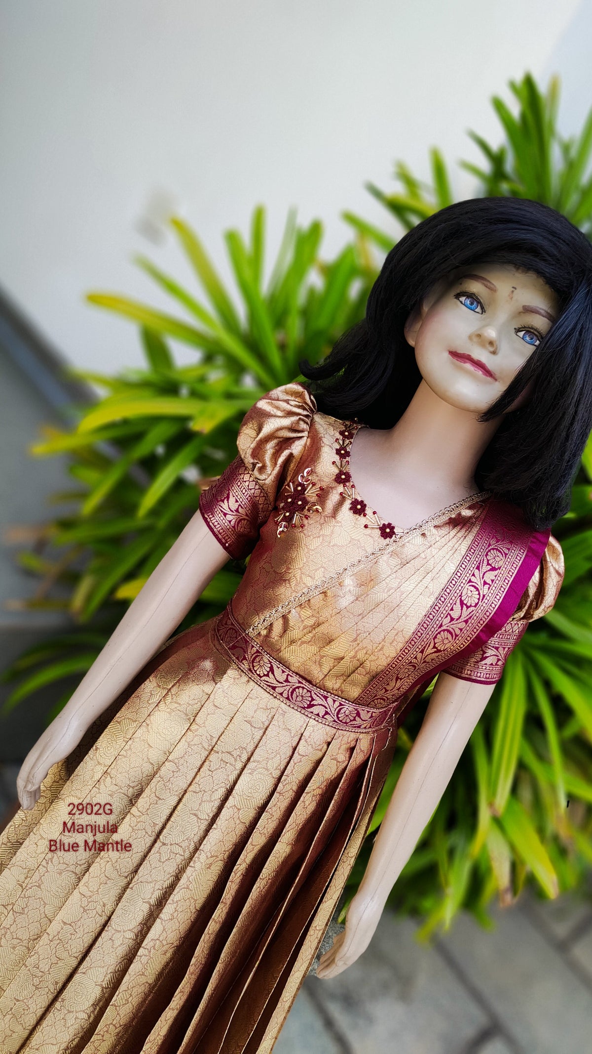 2902G: "Manjula"- Sending in 8 days