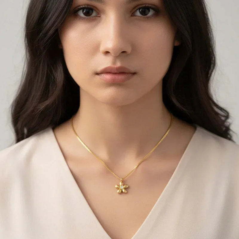 Diatoms Floral Shaped Necklace
