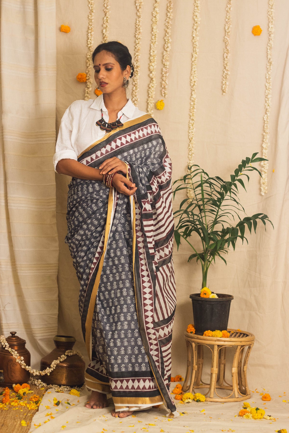 Mul Cotton Block Printed Saree • Dusky n Dark-1