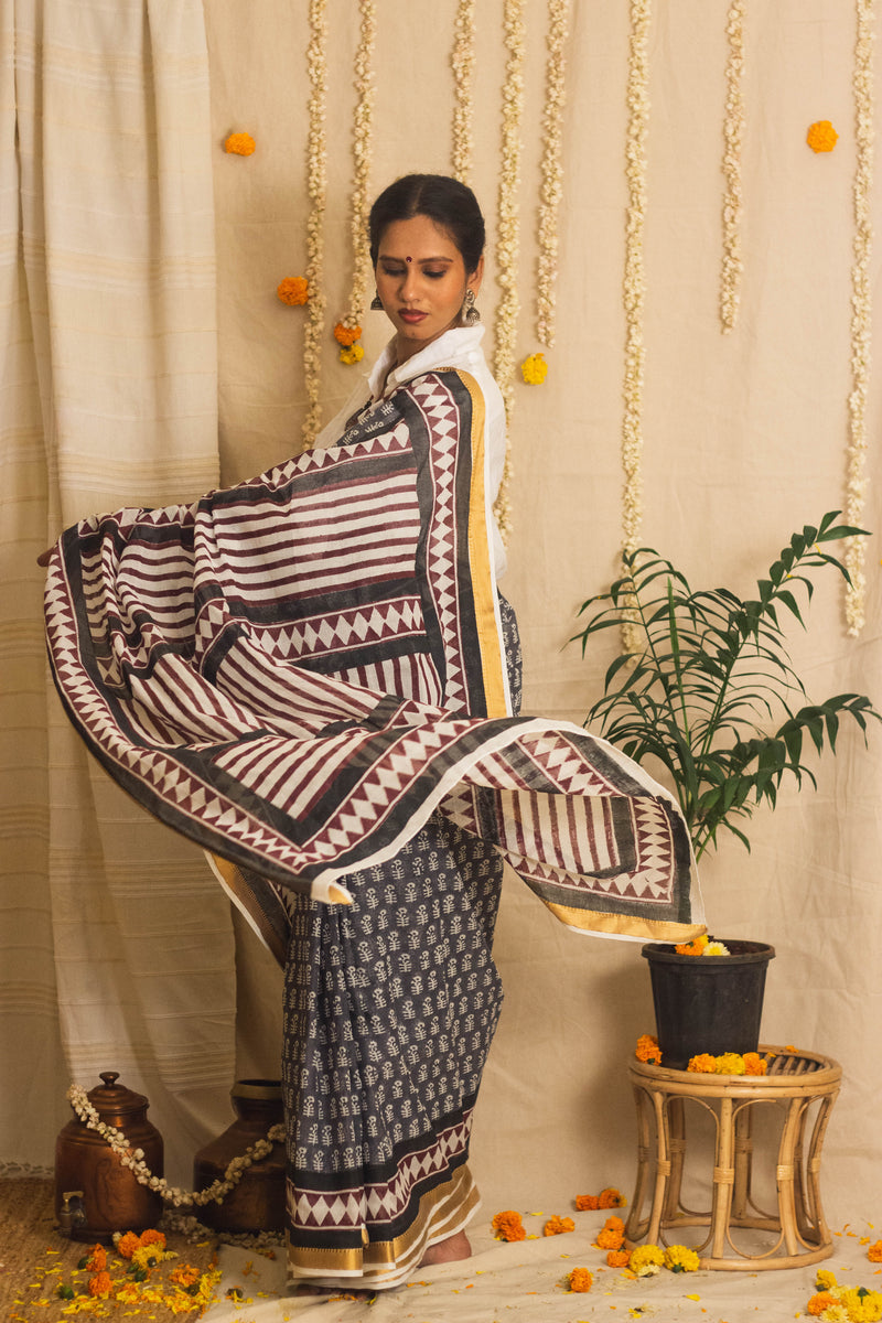 Mul Cotton Block Printed Saree • Dusky n Dark-5