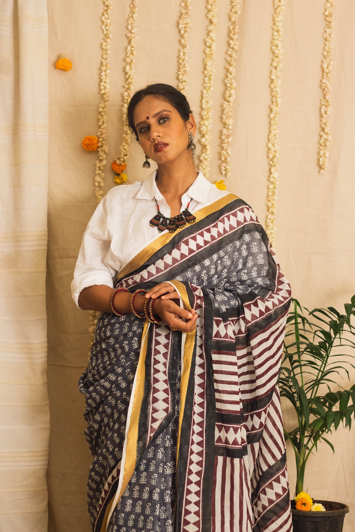 Mul Cotton Block Printed Saree • Dusky n Dark-6