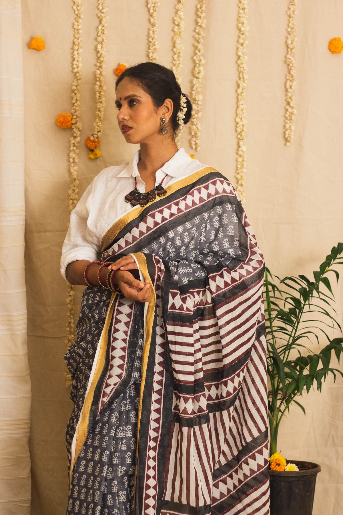 Mul Cotton Block Printed Saree • Dusky n Dark-7