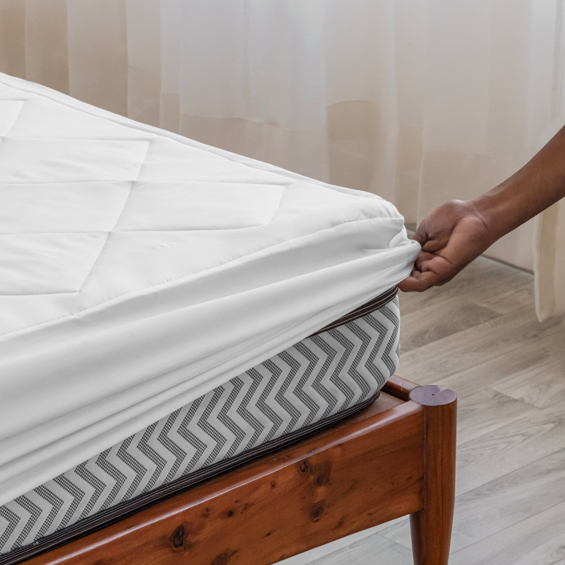 Ombre - Pure Shield Quilted Mattress Protector (White)-5