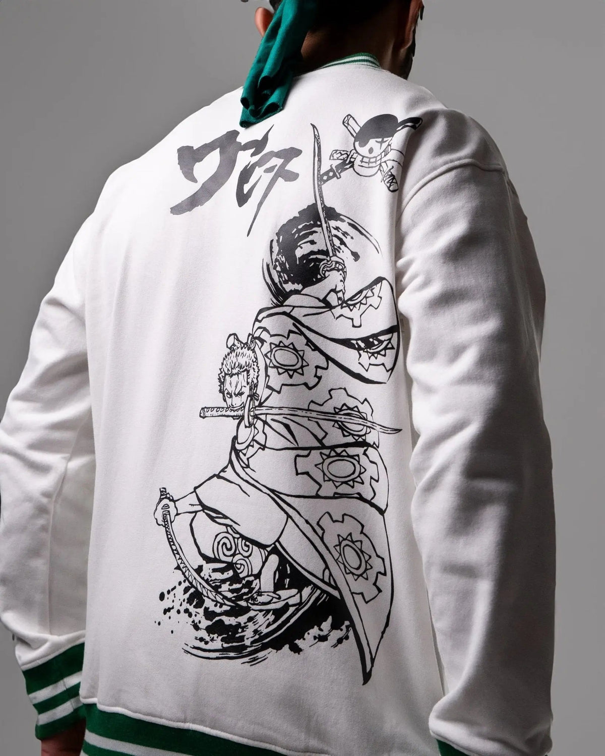 Zoro Vintage / One Piece / V-Neck Sweatshirt ZAMS