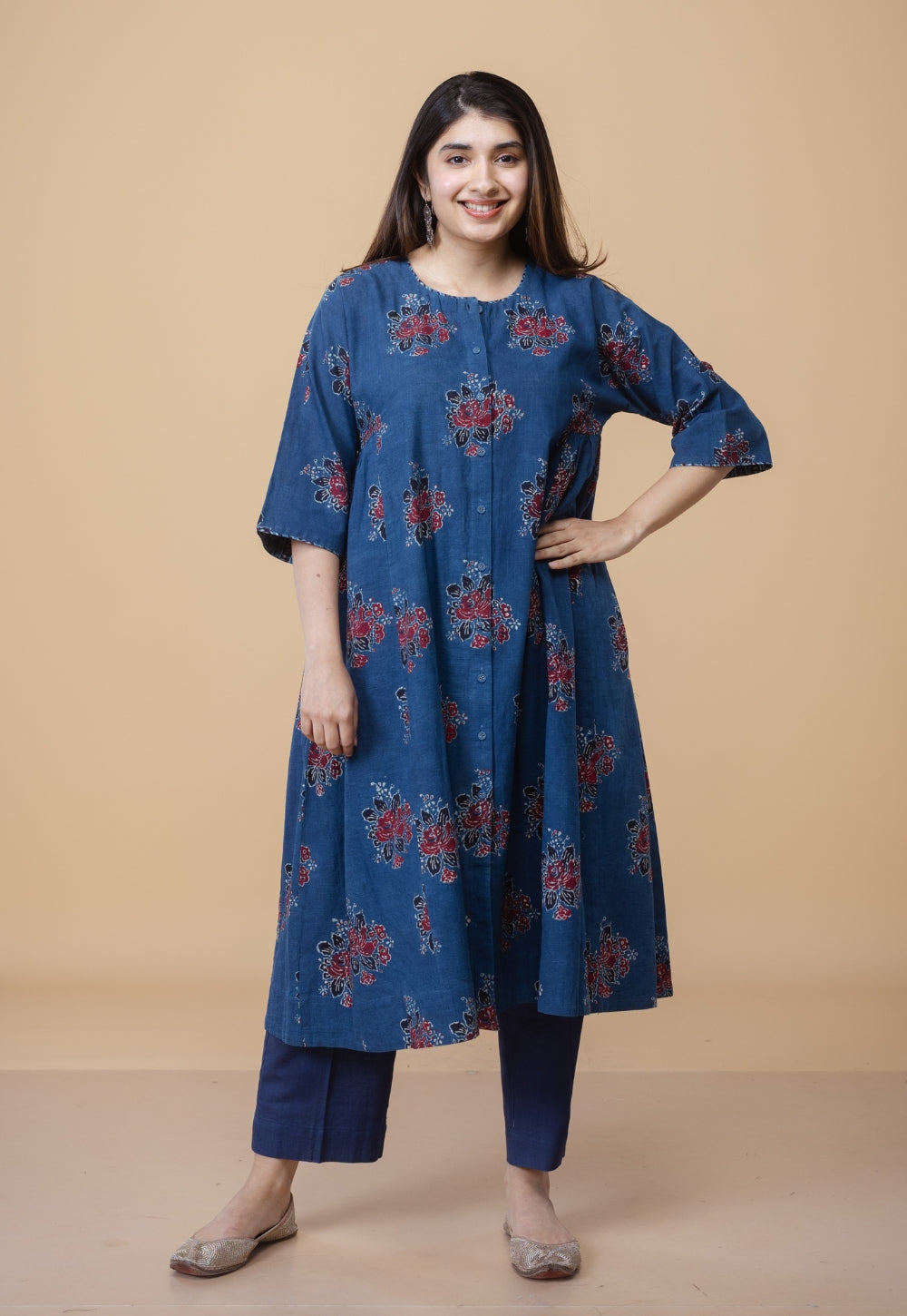 Prita Blue Solid Slub Cotton Narrow Pant