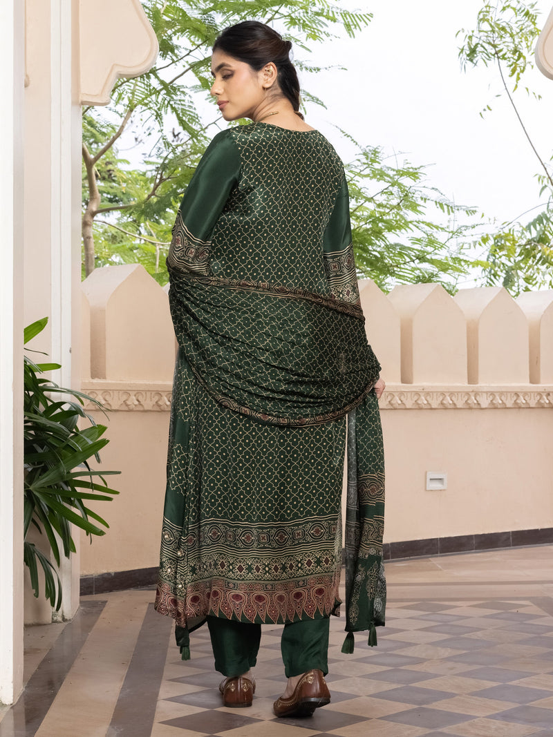 Kavya Natural Crepe Embroidered Suit Set