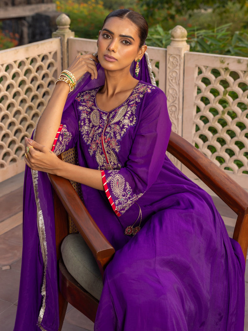Divija Mul Chanderi Embroidered Salwar Suit Set