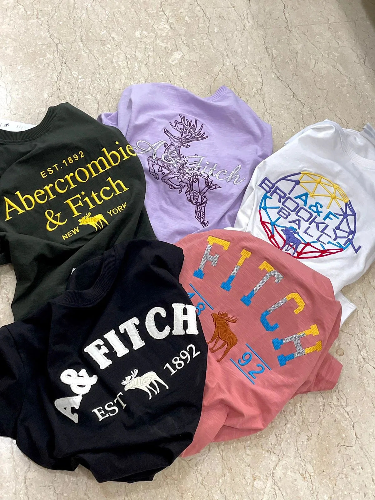 ABERCROMBIE & FITCH || Embroidered T-Shirt For Women