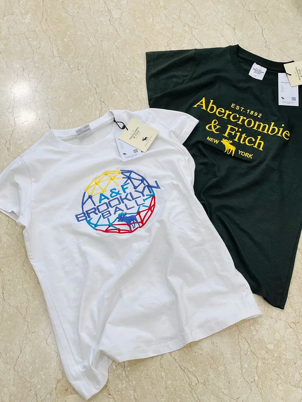 ABERCROMBIE & FITCH || Embroidered T-Shirt For Women