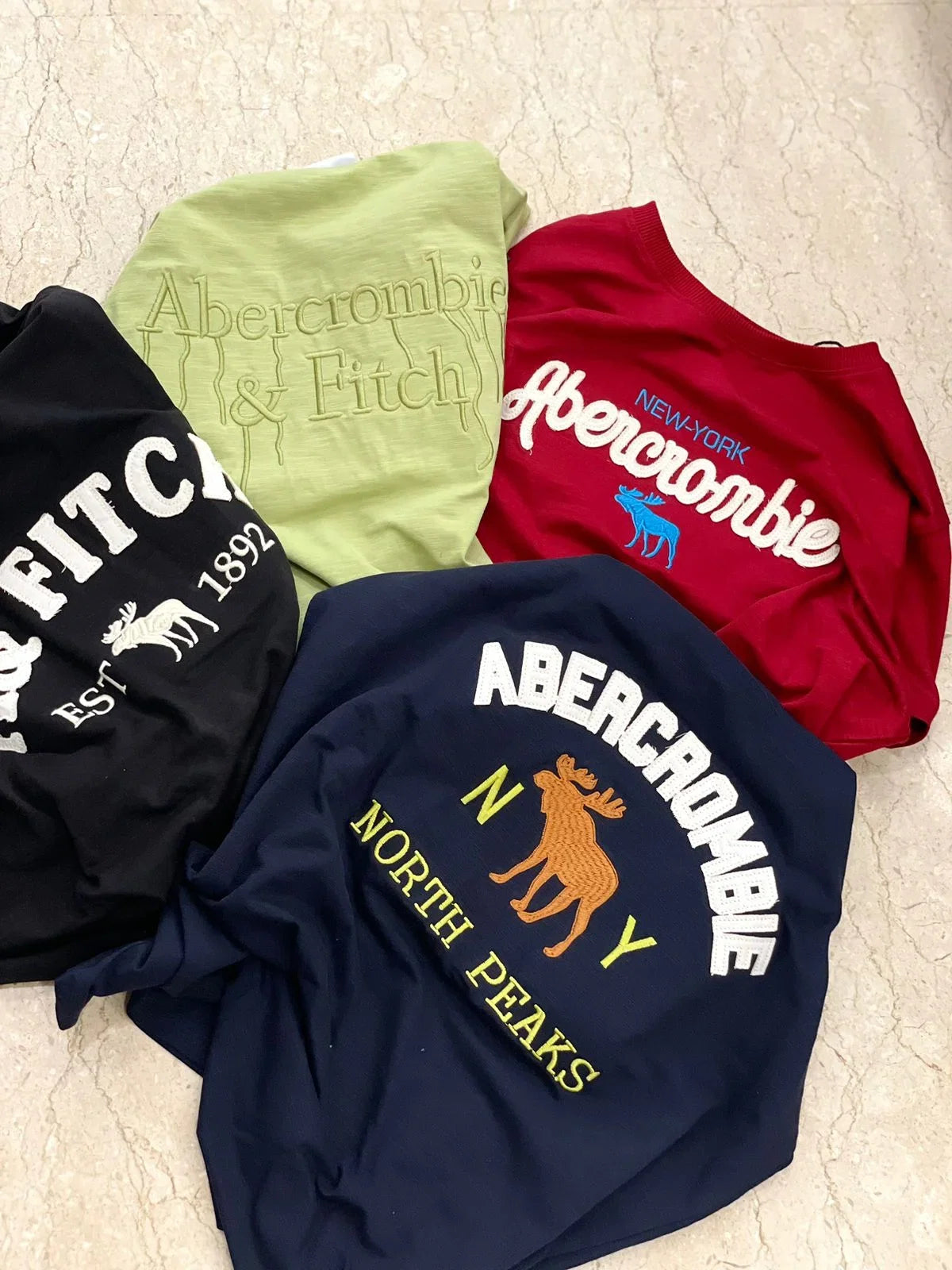 ABERCROMBIE & FITCH || Embroidered T-Shirt For Women