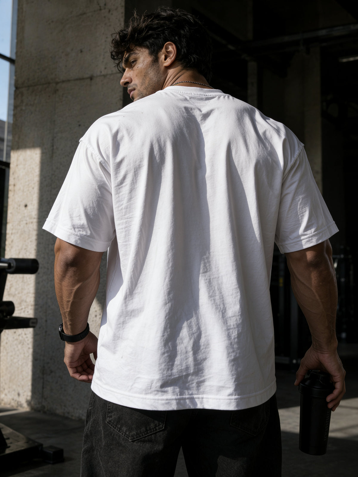 T-Shirt - White - Aint Skinny - Oversized
